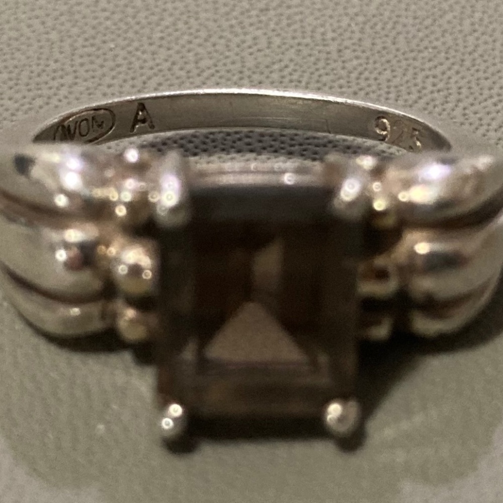 Ladies Ring